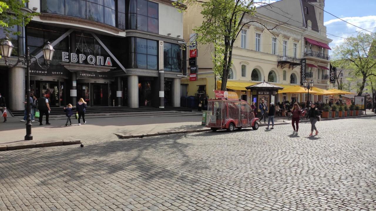 Квартира На Дерибасовcкой Odessa Dış mekan fotoğraf